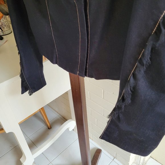 SOLD - Vintage Parasuco Dark Wash Jean Jacket US 10 - Picture 6 of 14